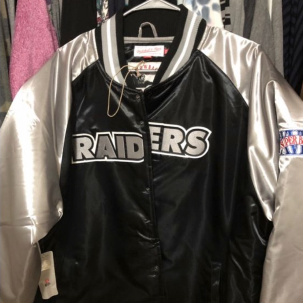 NEW with tags 3xl Raiders Jacket